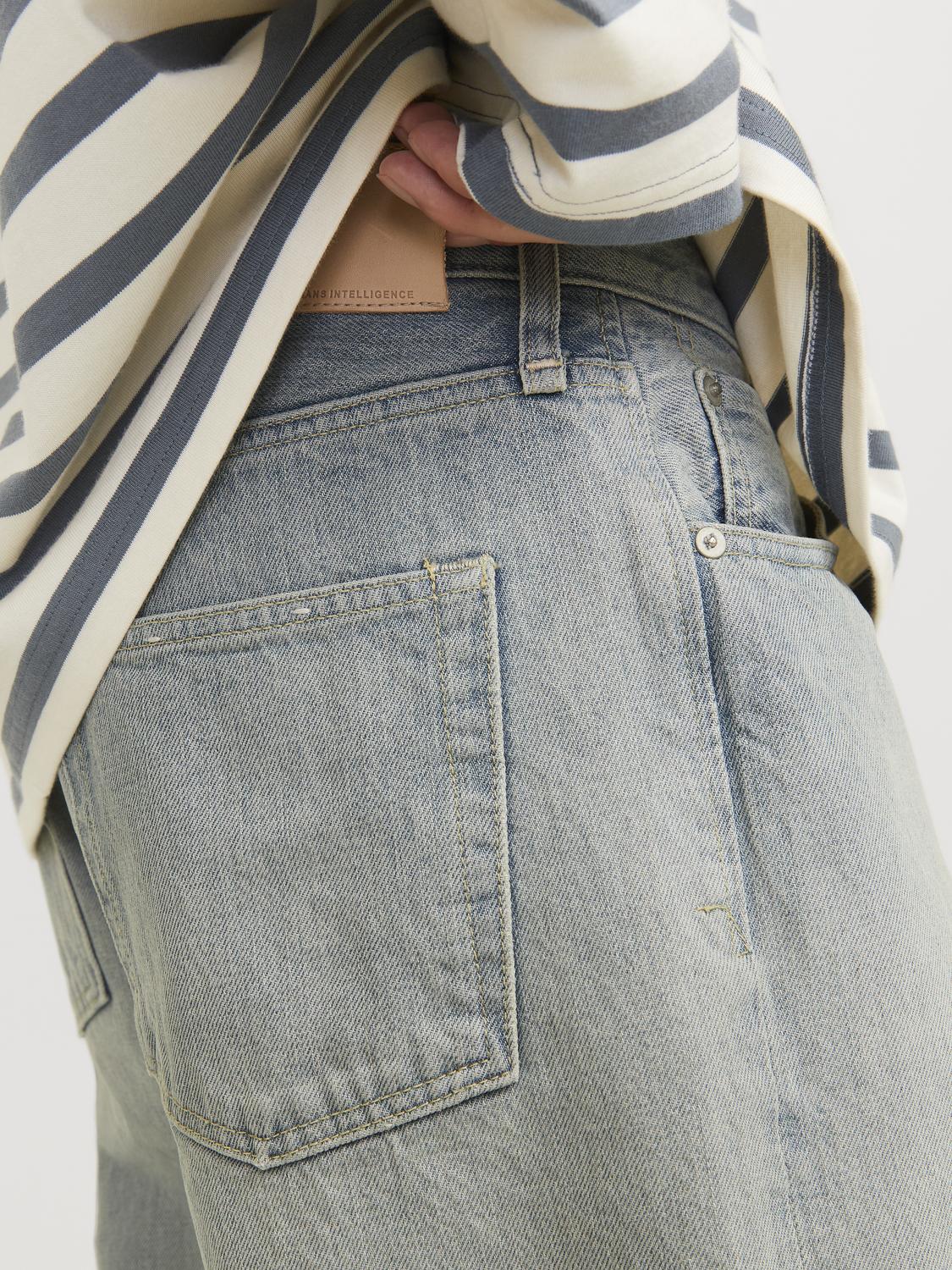 model_shot-detail