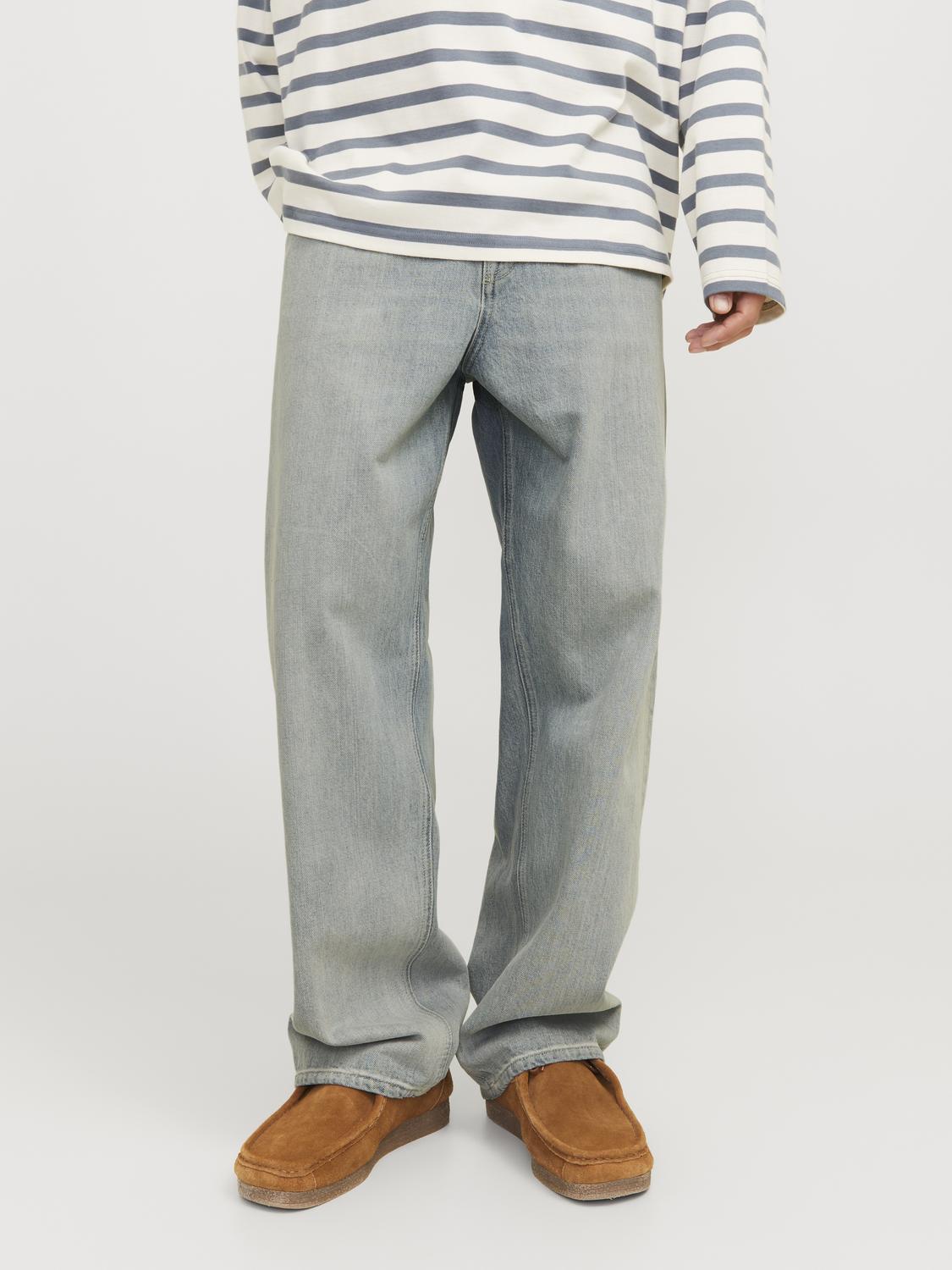 model_shot-front
