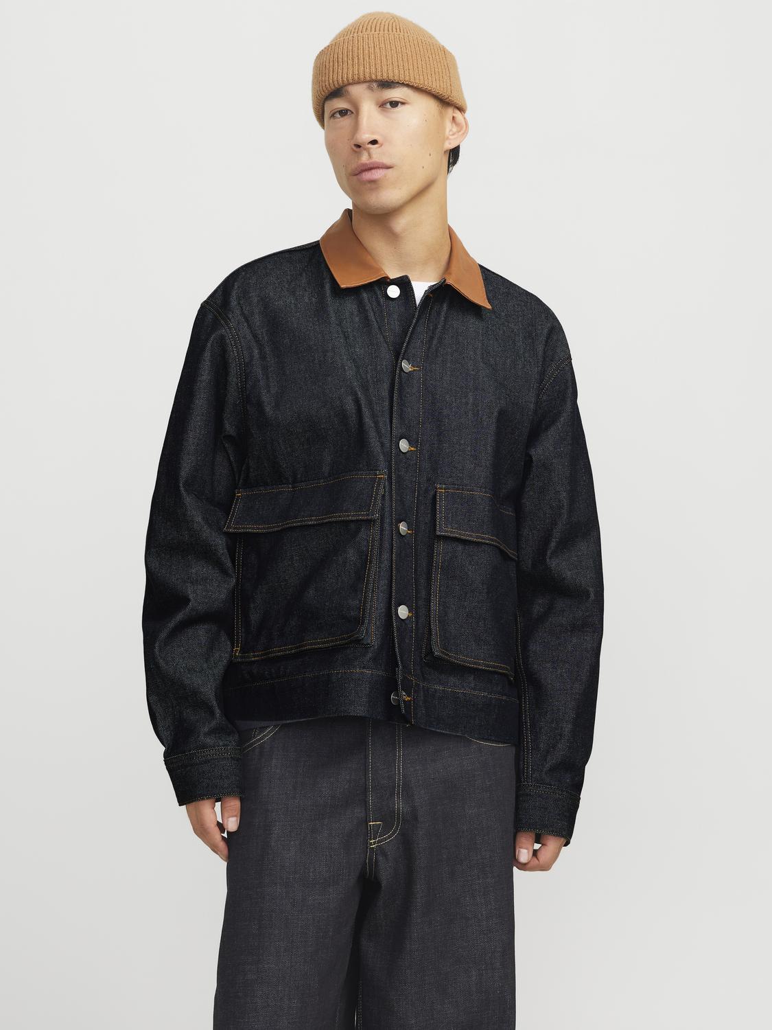 model_shot-front