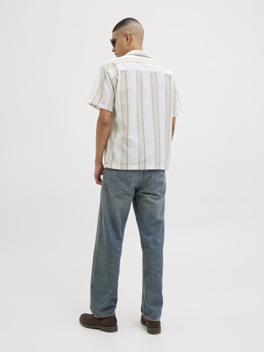 model_shot-back