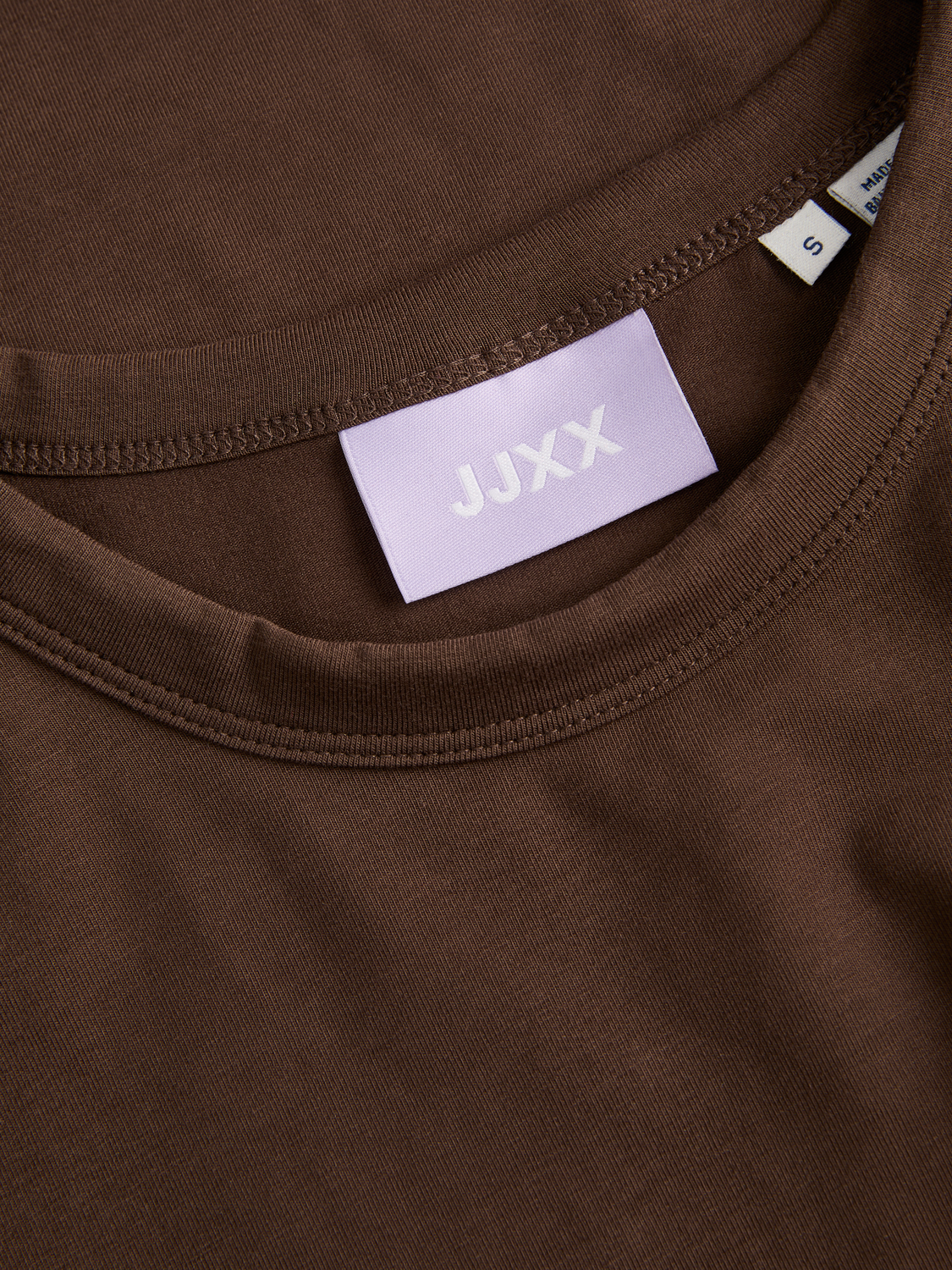 model_shot-detail