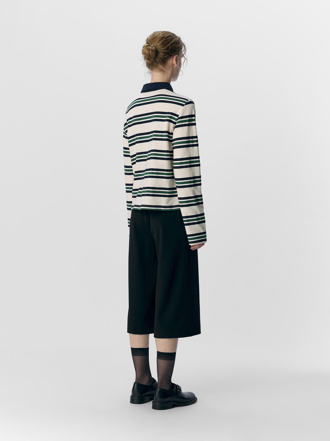 model_shot-back