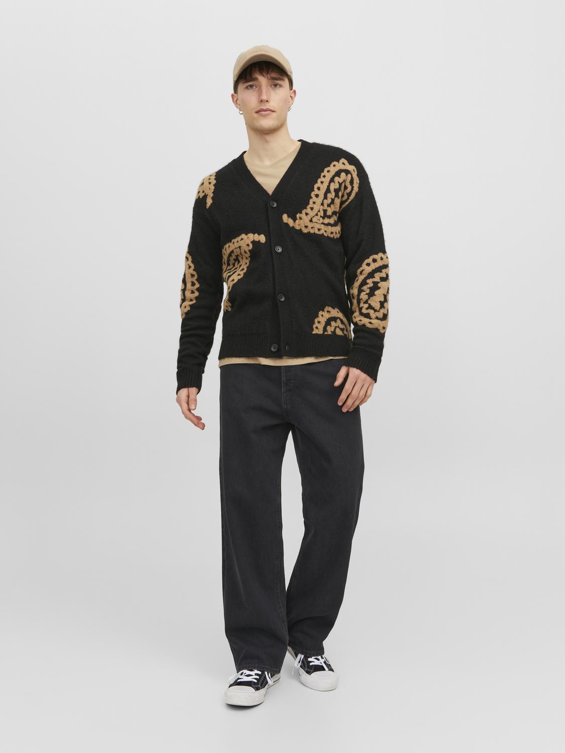 model_shot-front_full