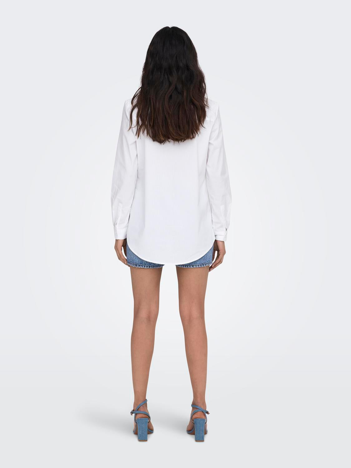 model_shot-back