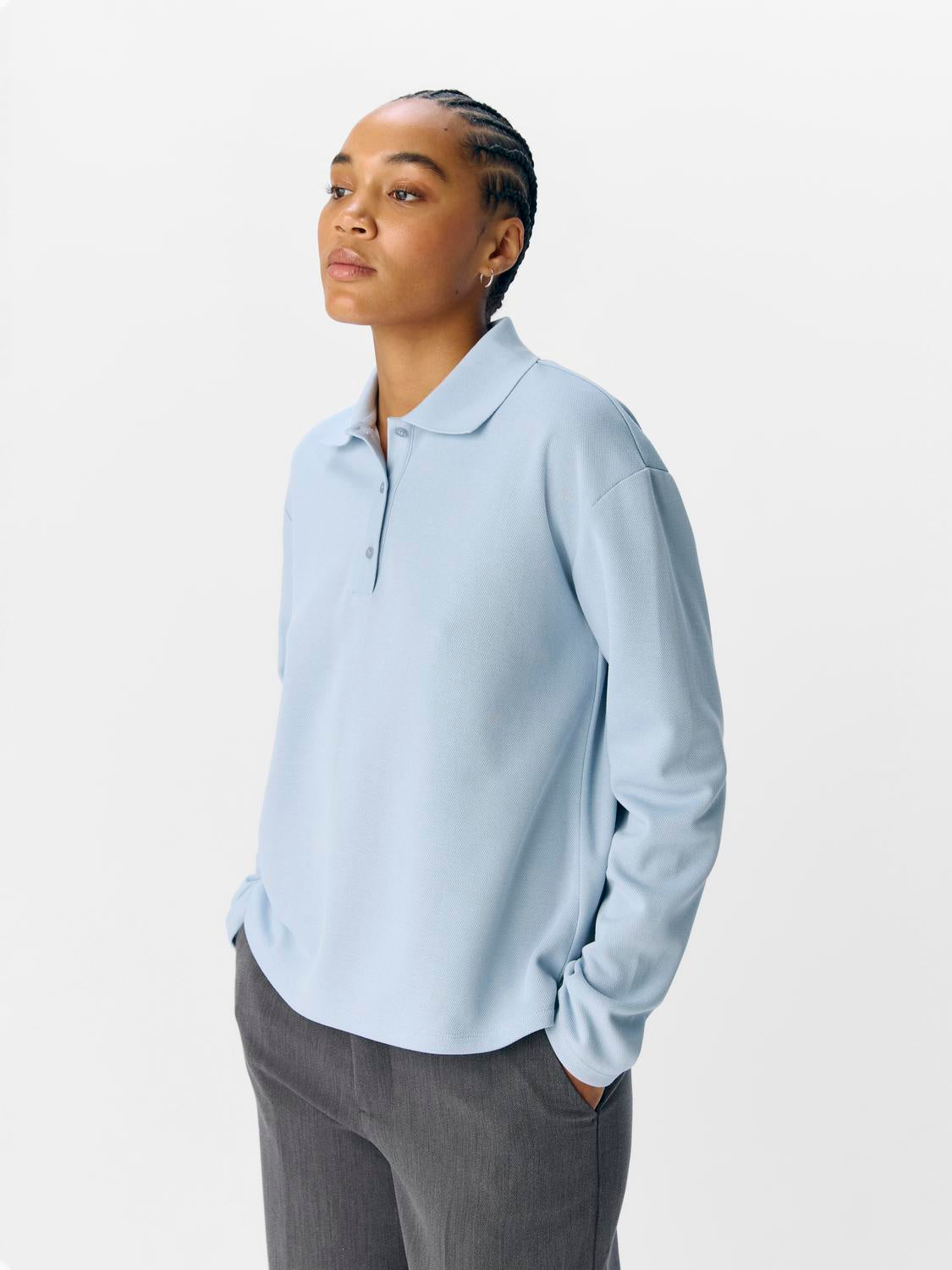 model_shot-front