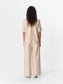 model_shot-back