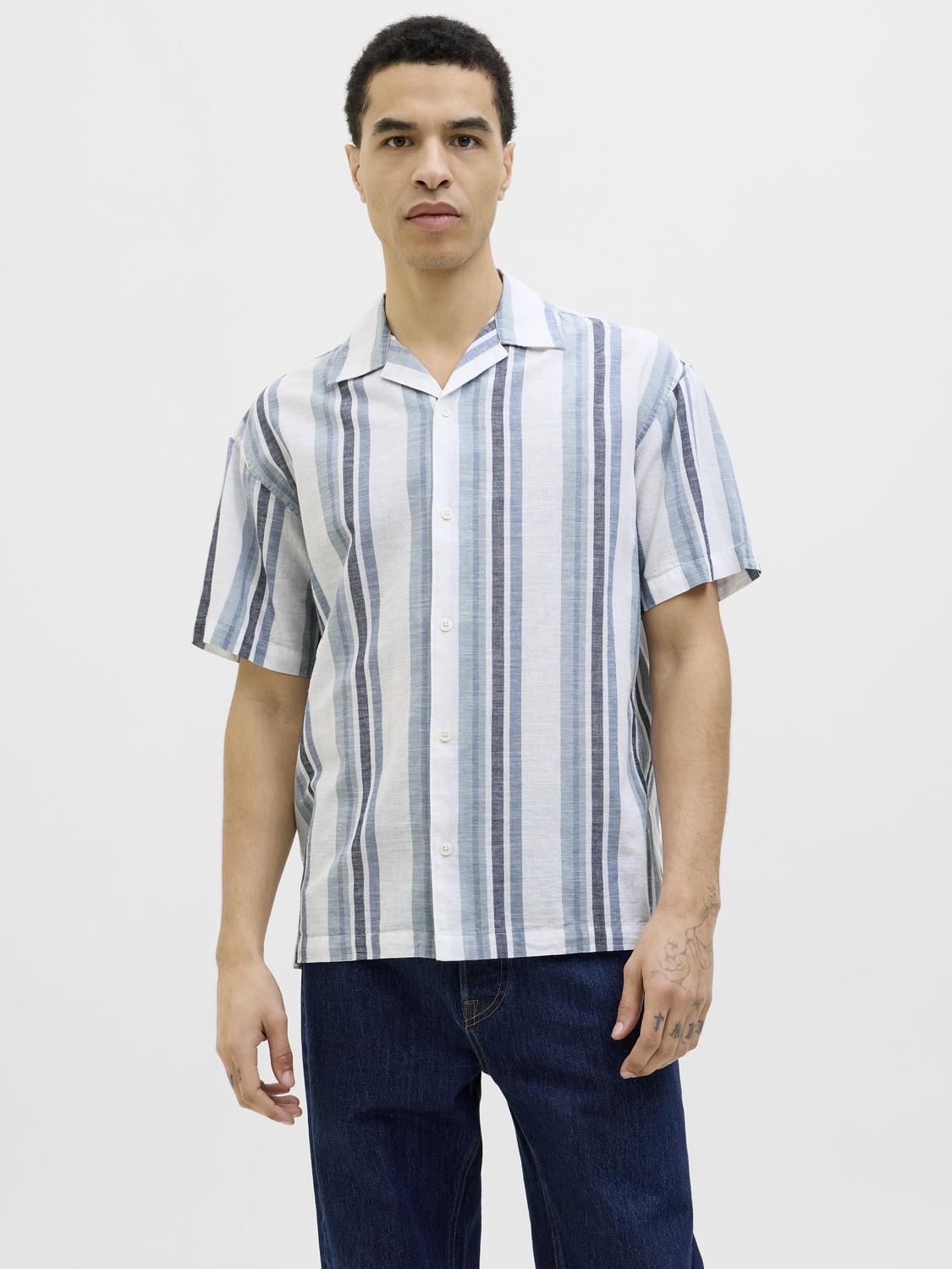 model_shot-front