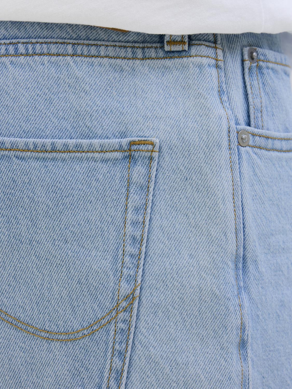 model_shot-detail