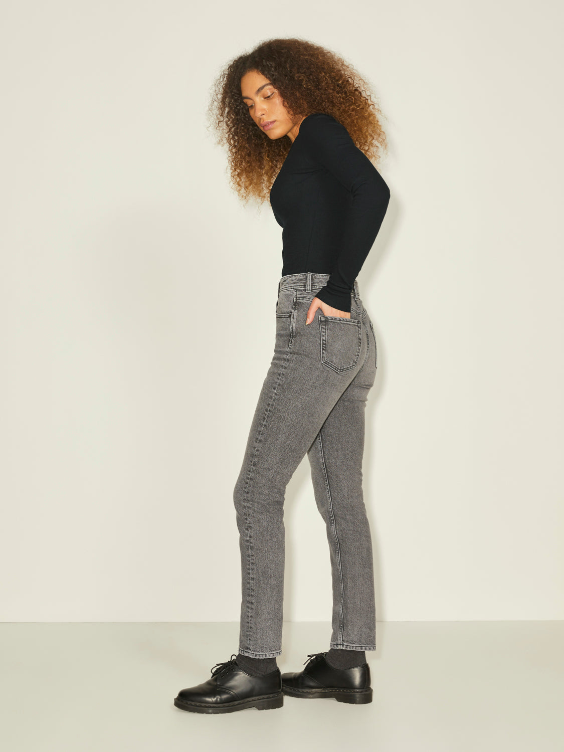 JXFREYA T-Shirt - Black