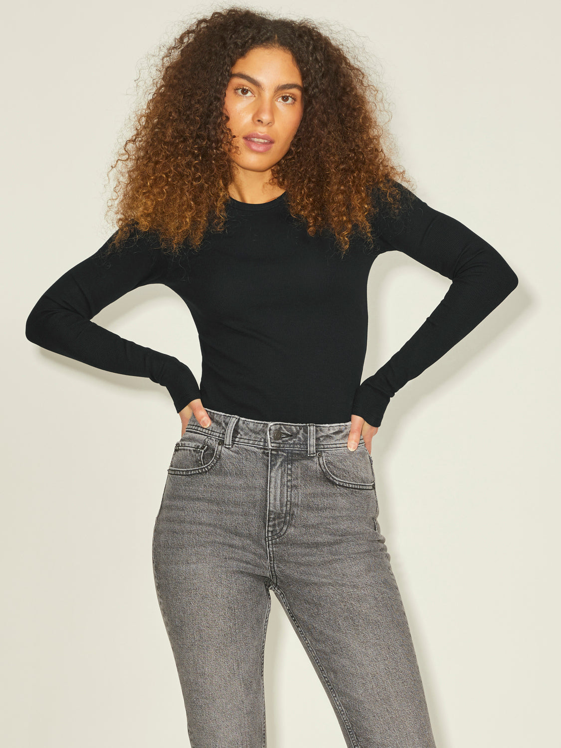 JXFREYA T-Shirt - Black