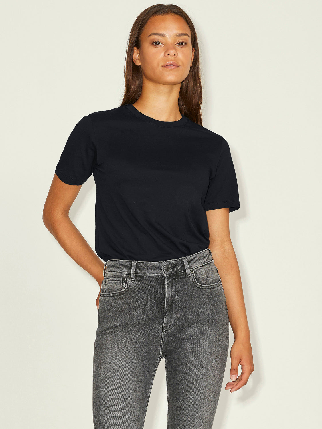 JXANNA T-Shirt - Black